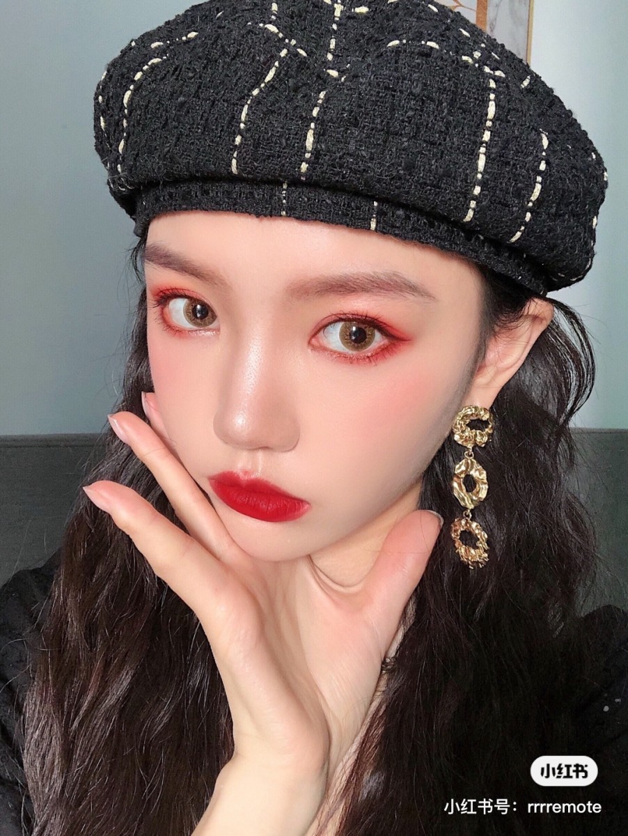 Intense red makeup look