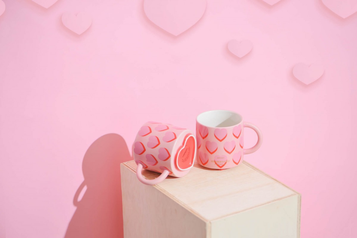 Starbucks Valentine’s Day merchandise 2020