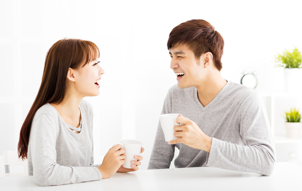 Couple drinking coffee