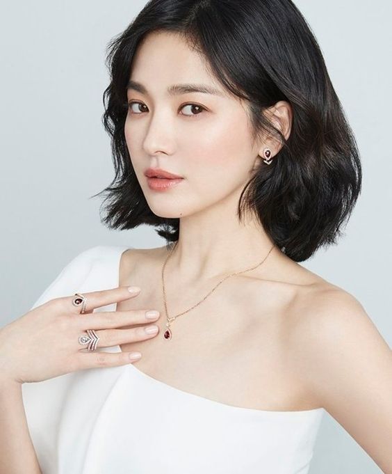 Song Hye Kyo with short hair for accessories photoshoot