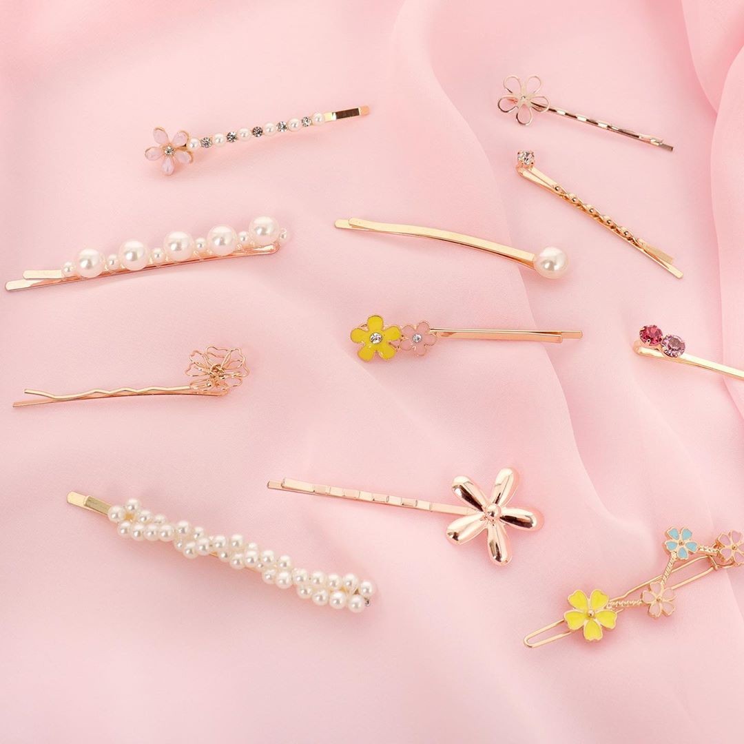 Metal hair clips