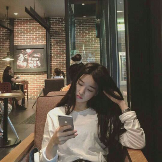 how to deal with anger in the office workplace ranting to your friends, colleagues or bf, significant other through text message