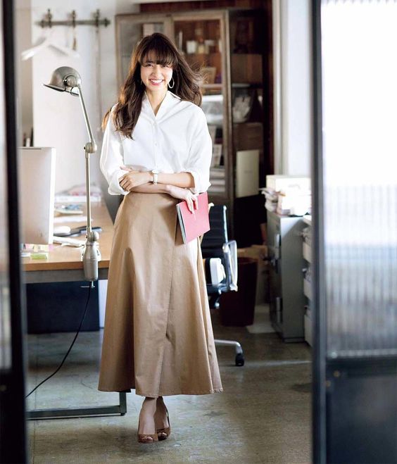 office lady in white shirt and midi skirt, a stylish and simple workwear outfit