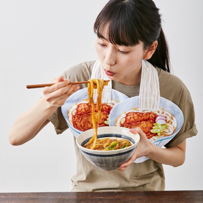 Cute Home Decor: Realistic-Looking Ramen Towels as a bib when eating