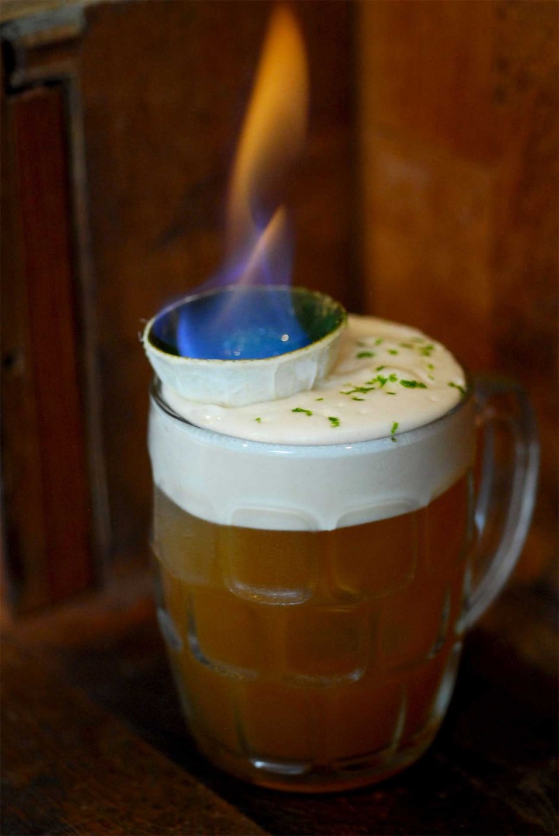 Bar Stories drink with flame