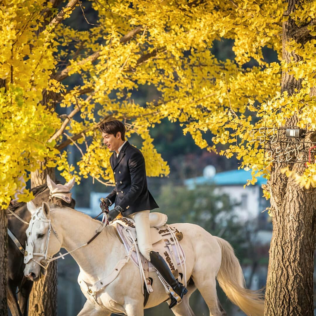 Lee Min Ho filming for The King: Eternal Monarch