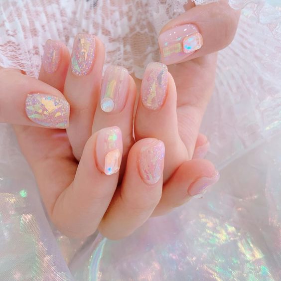 simple Bridal Nail Art silver