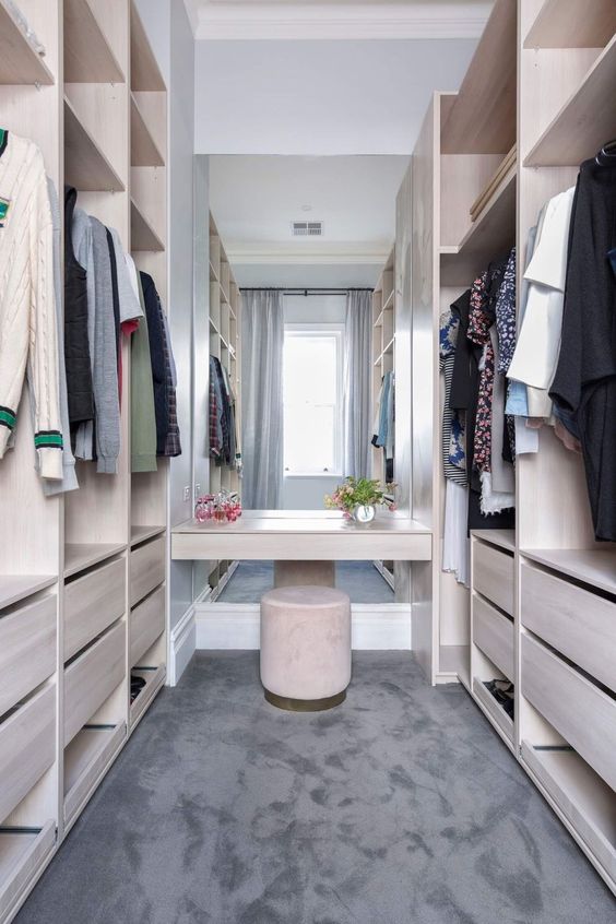 medium-sized Walk-In Wardrobe In A Small HDB bto Flat room convert spare room with vanity table