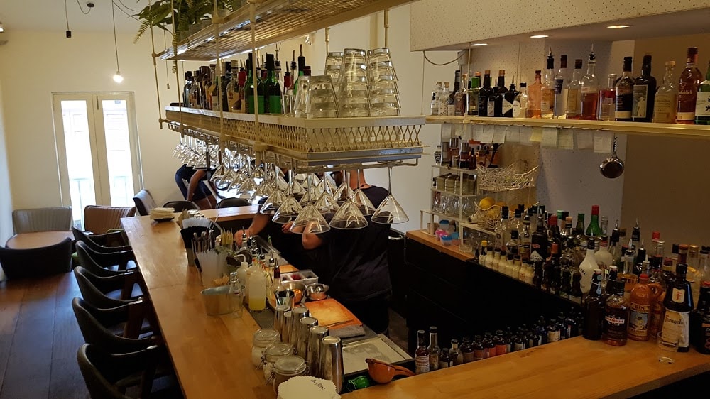 Bar Stories interior