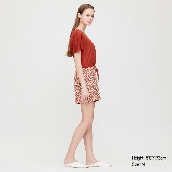 Uniqlo Joy of Print Short Sleeve Set side view