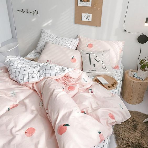 kawaii pink bedsheets with peaches