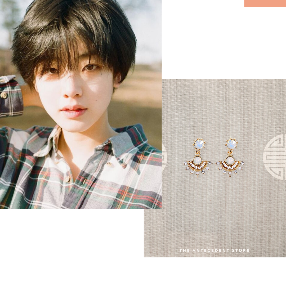 Pixie Hairstyle With Stud Earrings 