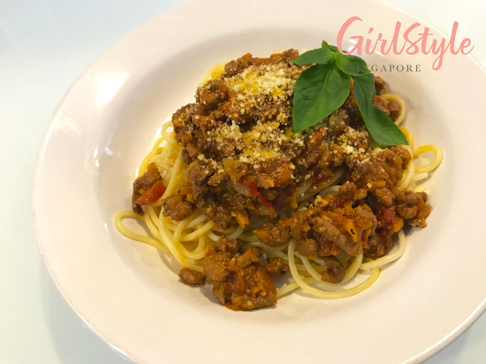 homemade Spaghetti bolognese pasta with beef and sausages