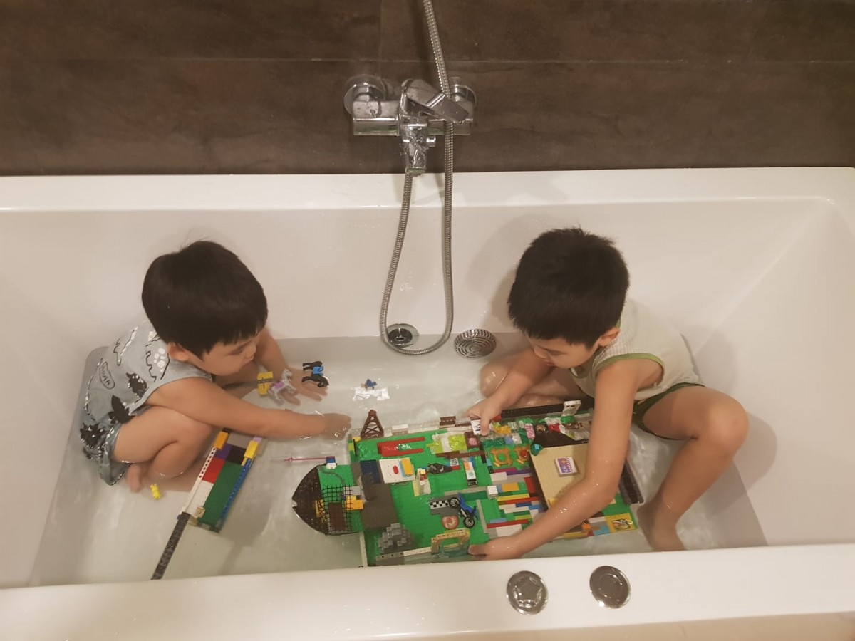Kids Playing LEGO 