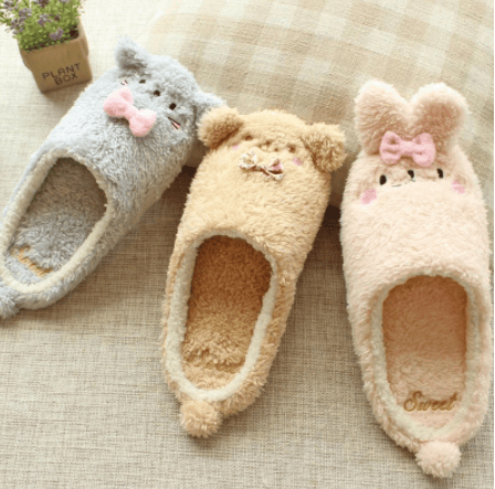 Christmas Tree Pattern Furry Bedroom Slippers main image 0