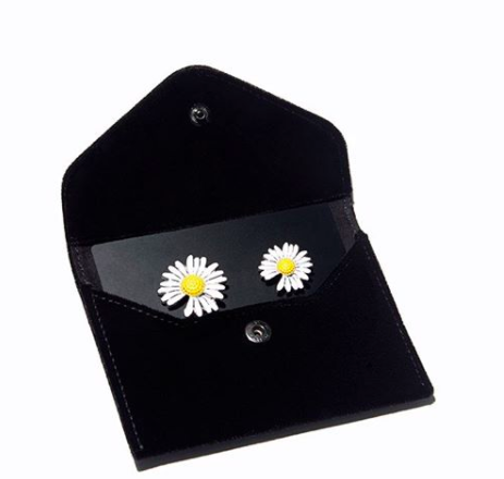 DAISY PIN SET YELLOW