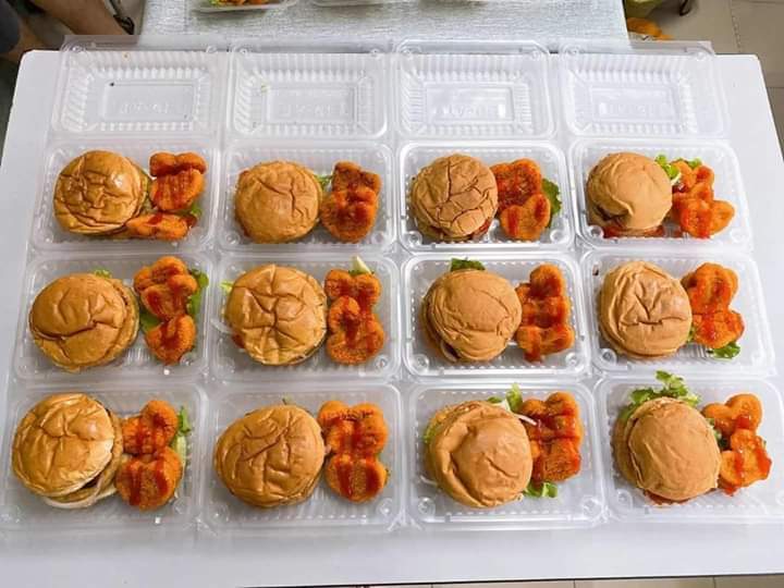 20 burgers made for prank order from Ginnyboy on YouTube