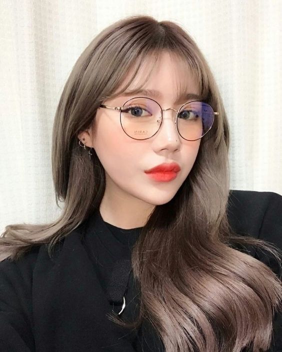 Korean Girl With Makeup 