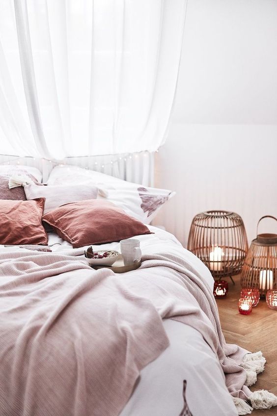 shades of pink bedroom