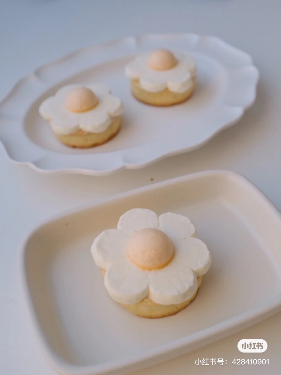 大姐的小号 via 小红书 Instagram Worthy Daisy Tartlets No Bake Required
