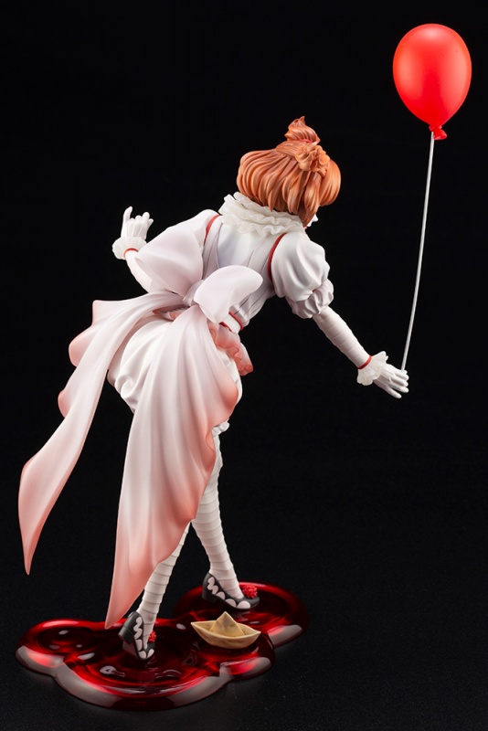back view of Pennywise Bishoujo Statue