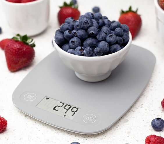 Kitchen scale for ingredients