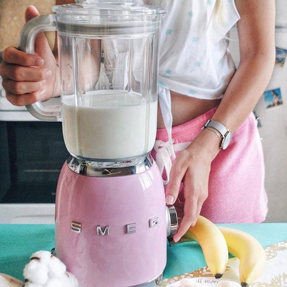 SMEG pink 50s retro blender