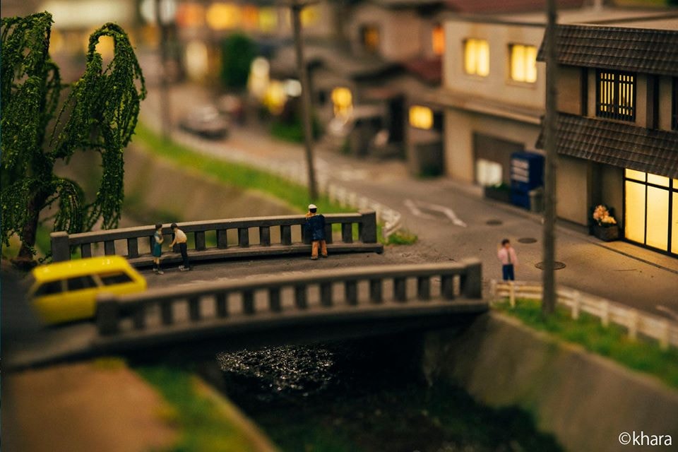miniature bridge in Small Worlds Tokyo