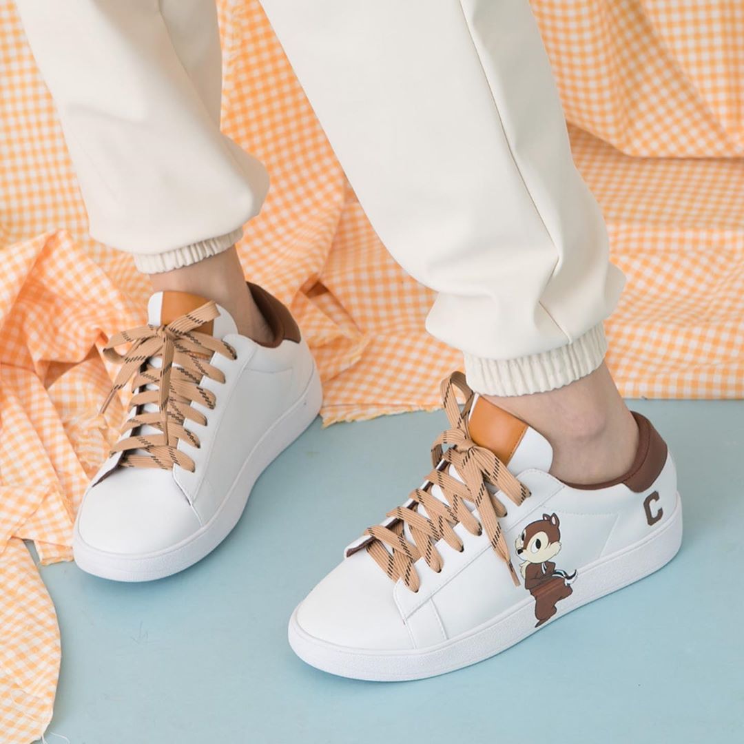 Model wearing Grace Gift Disney Chip 'n' Dale printed sneakers