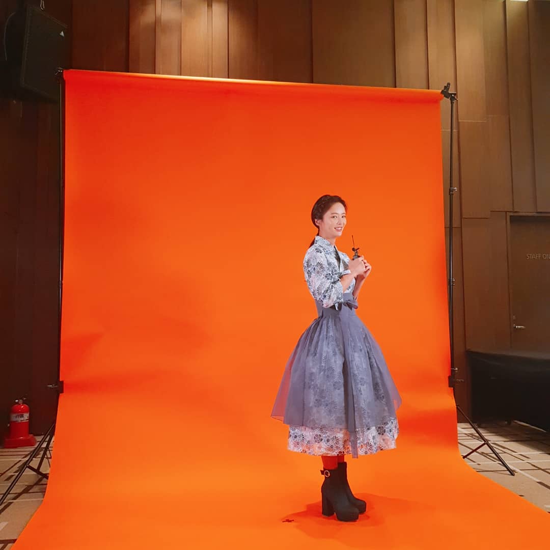 Hwang Jung Eum Mystic Pop-up Bar shoot