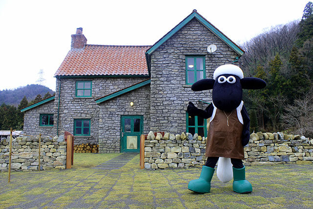Shaun the Sheep Farm Garden house