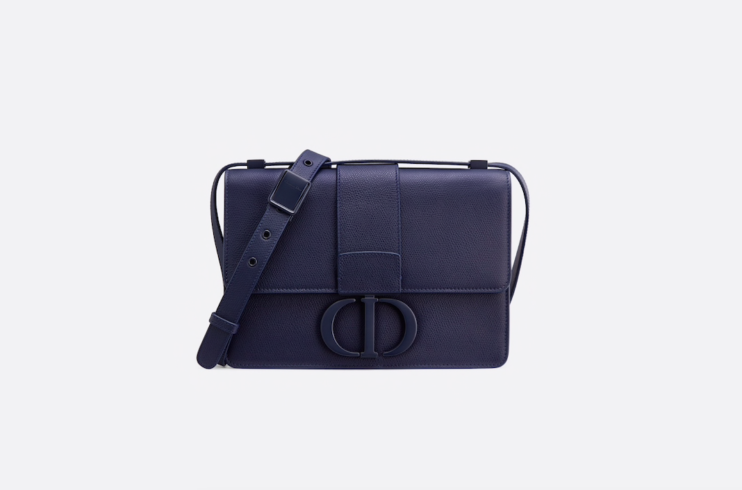Dior 30 Montaigne flap bag in dark blue