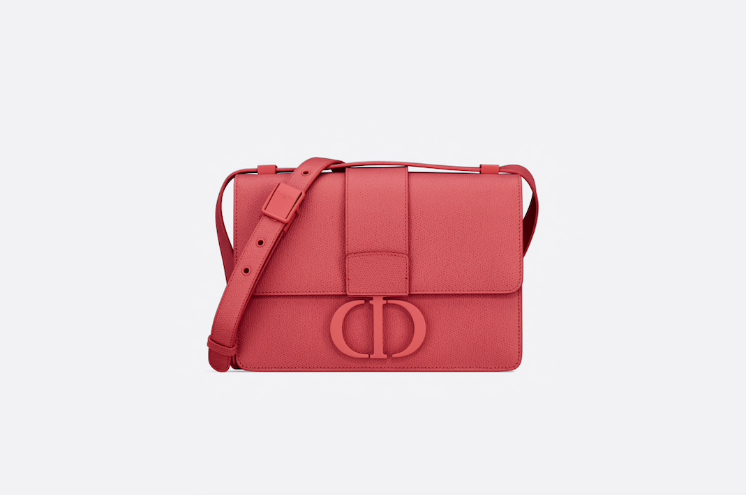 Dior 30 Montaigne flap bag in dusty pink