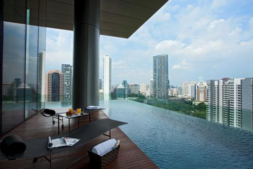 infinity pool in high rise building