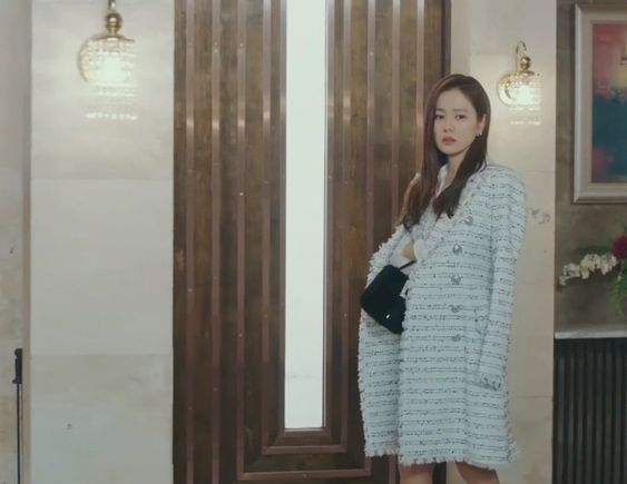 Son Ye Jin with tweed blazer in Crash Landing on You