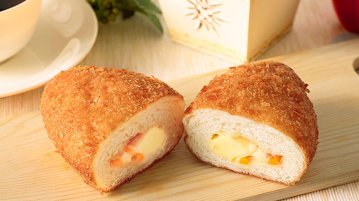 Japanese convenience store Cheese bread