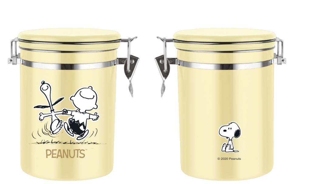 7-Eleven Taiwan Snoopy flask in yellow