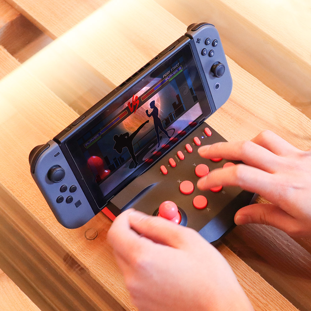 Playing games using arcade controller