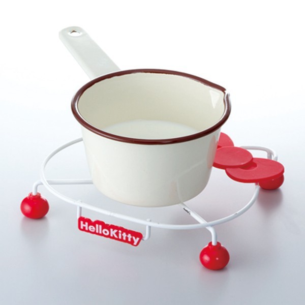 white pot on Hello Kitty pot pad