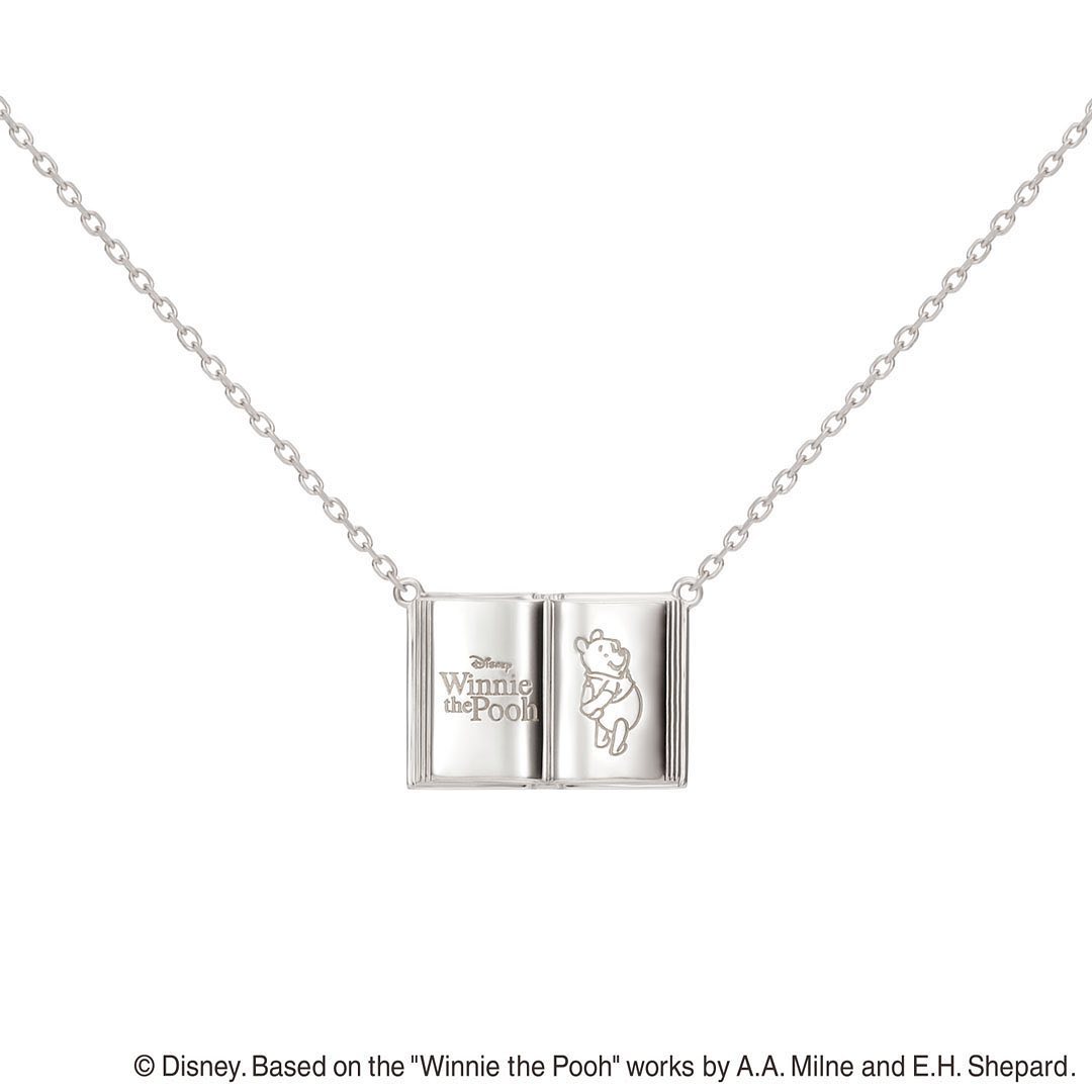 Winnie-the-pooh necklace front view