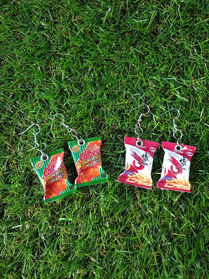 Calbee Hot & Spicy / Original Prawn Crackers