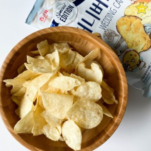 Haitai Honey Butter Chip Wedding Cake