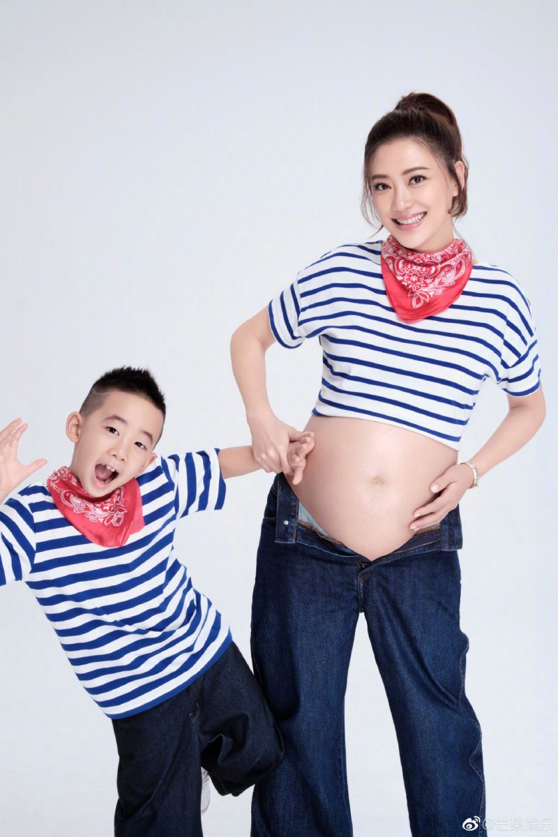 Jasper Chan and Cherrie Ying posing together