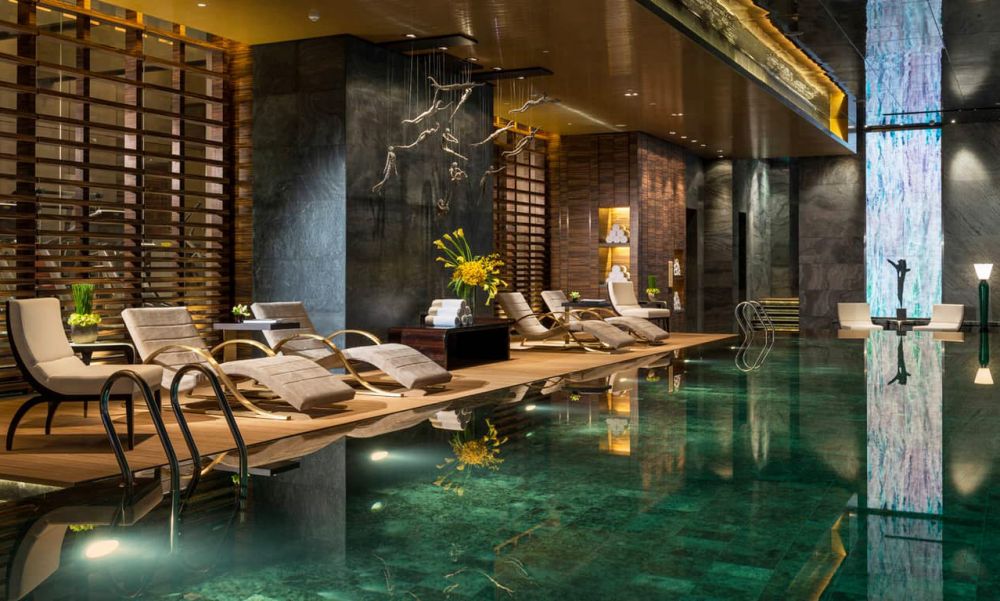 swimming pool at Lan Apartments
