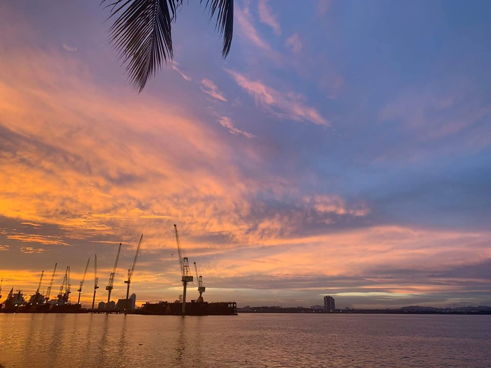 Sunset singapore last day of circuit breaker