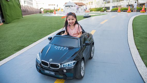 Hotel Cozzi electric cars