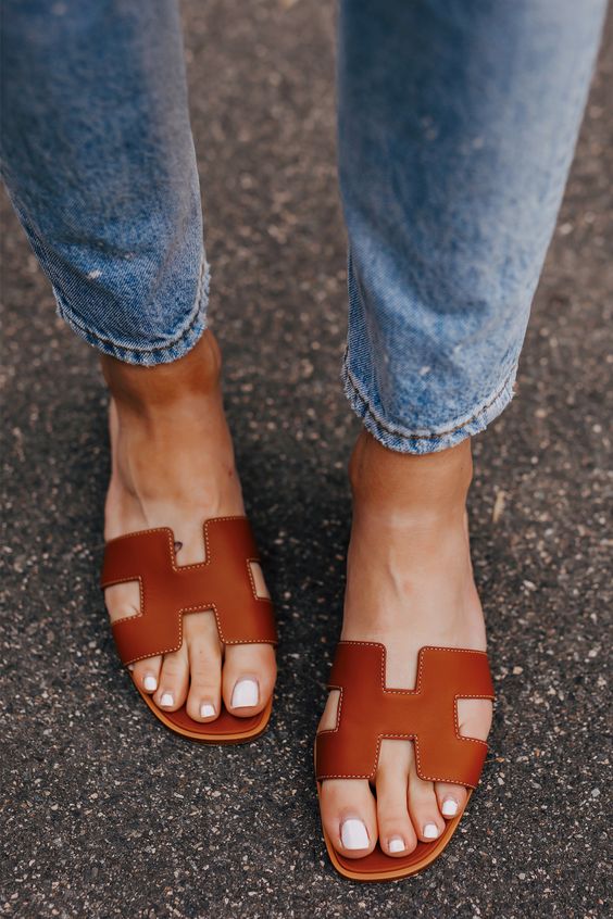 Hermès Oran Sandal in brown