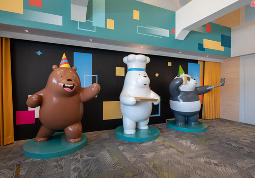 We Bare Bears in the party cafe