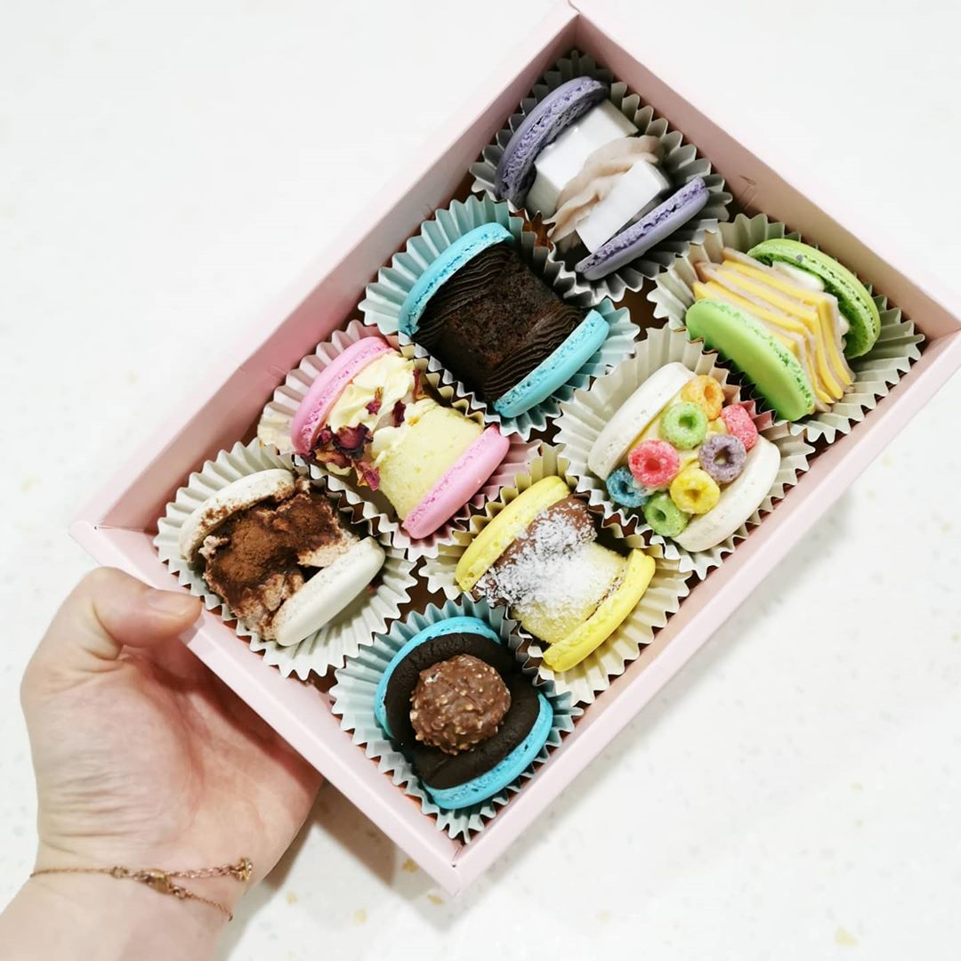 Fat macarons Singapore fatcarons Nana Tang Bakes