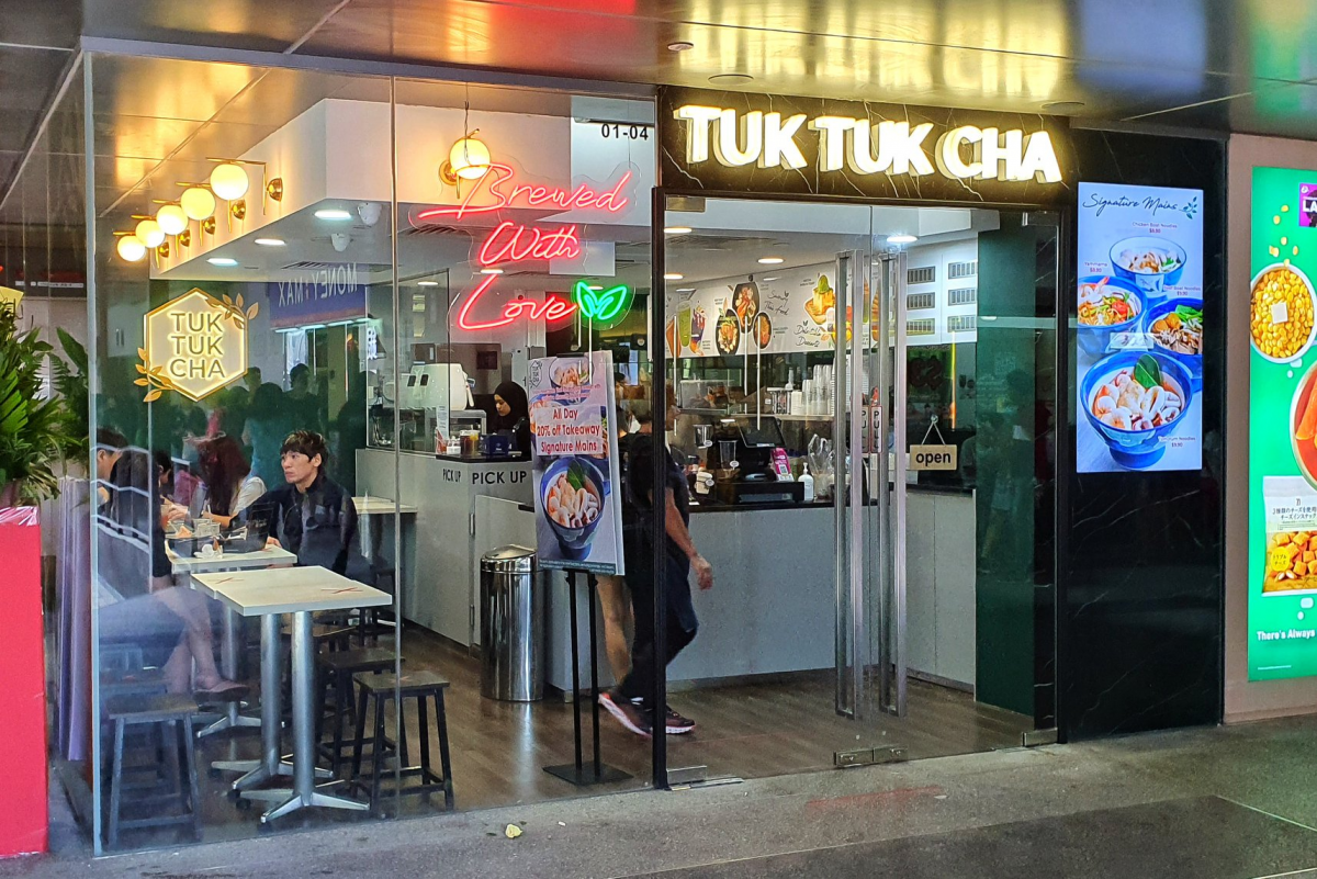 Tuk Tuk cha 1 for 1 Tom Yum $1 Milk Tea Soft Serve Singapore 2020